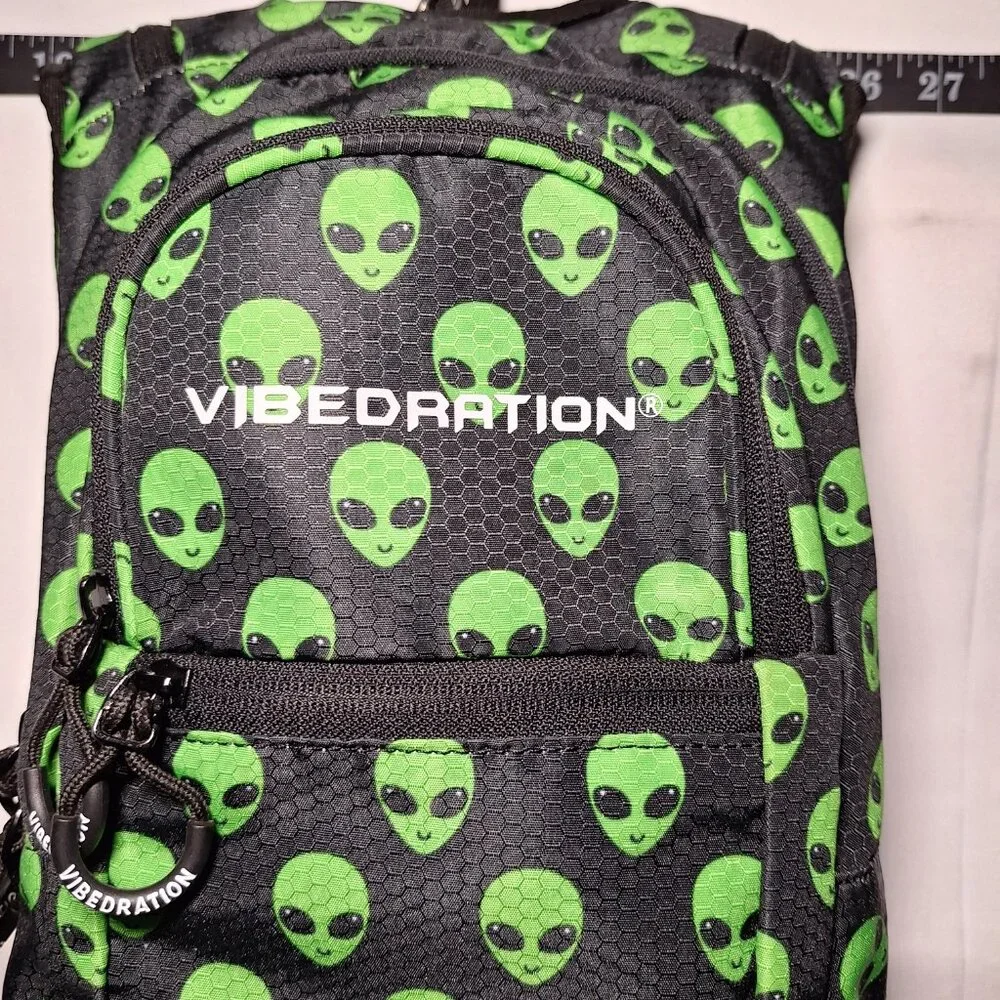 Vibedration Hydration Backpack w/o bladder - Aliens - Used